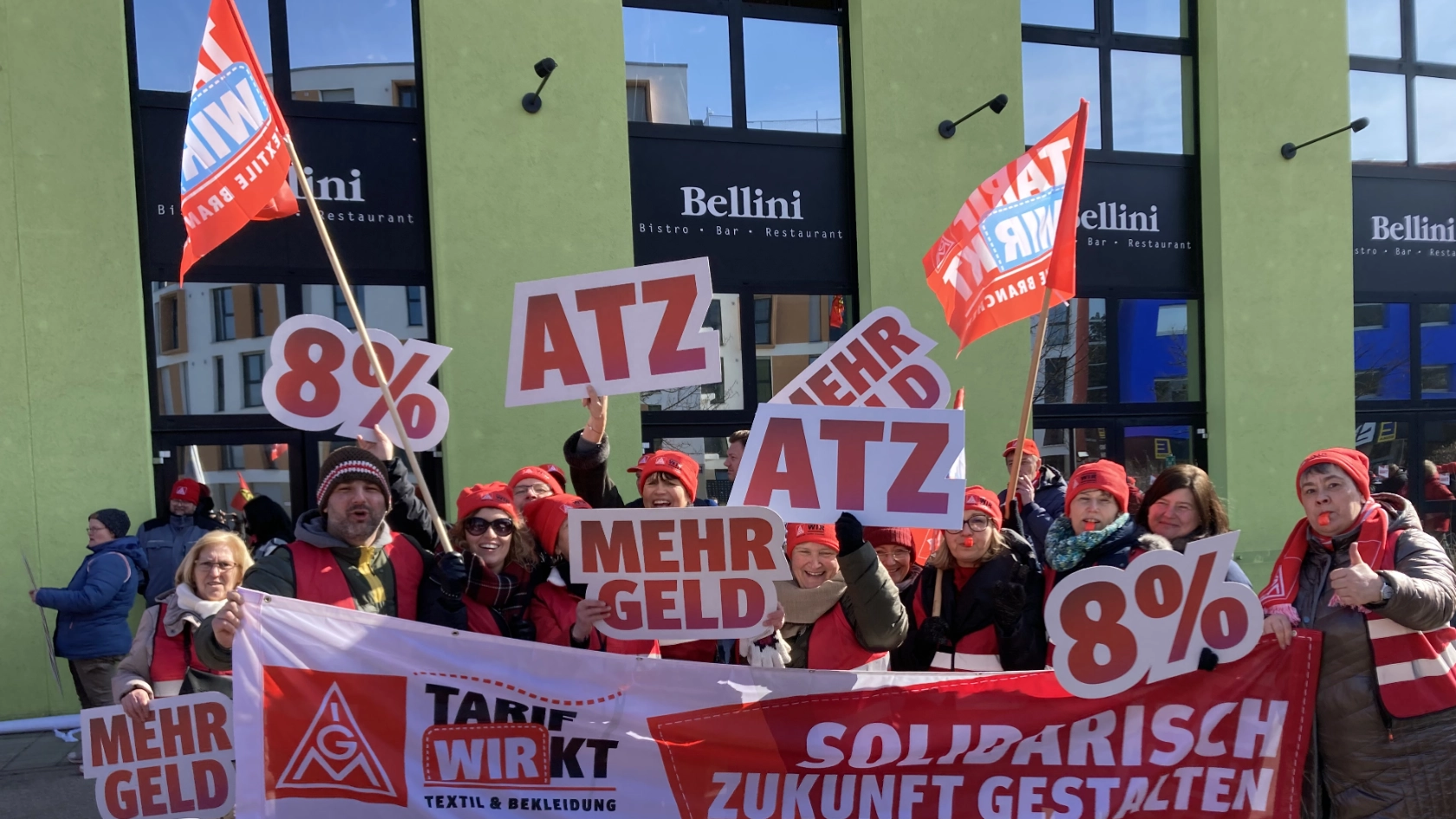 Tarifrunde Textil- und Bekleidungsindustrie: Kundgebung und Demonstration zur 2. Verhandlung in Ingolstadt