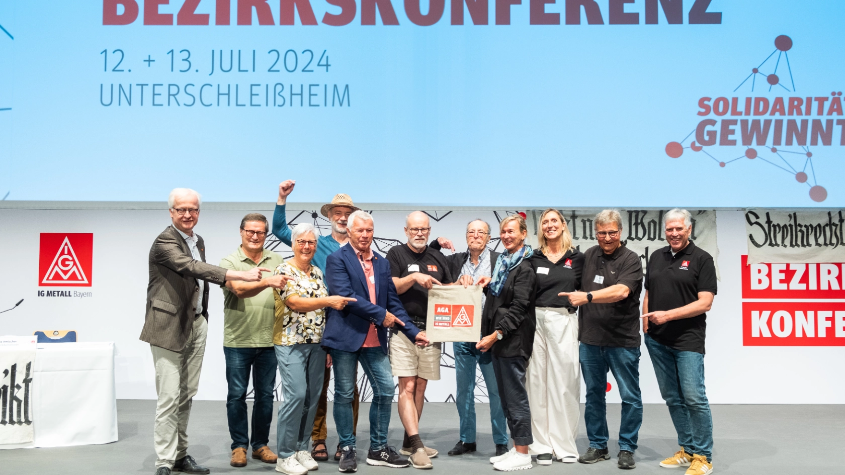 Bezirkskonferenz 2024 der IG Metall Bayern: Team AGA mit Hans-Jürgen Urban und Horst Ott