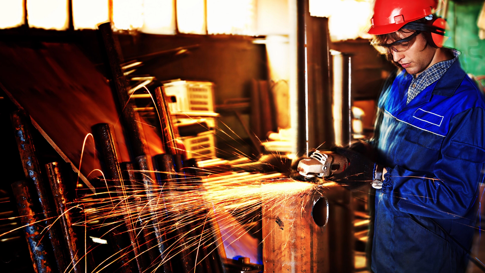 Metallarbeiten mit Winkelschleifer